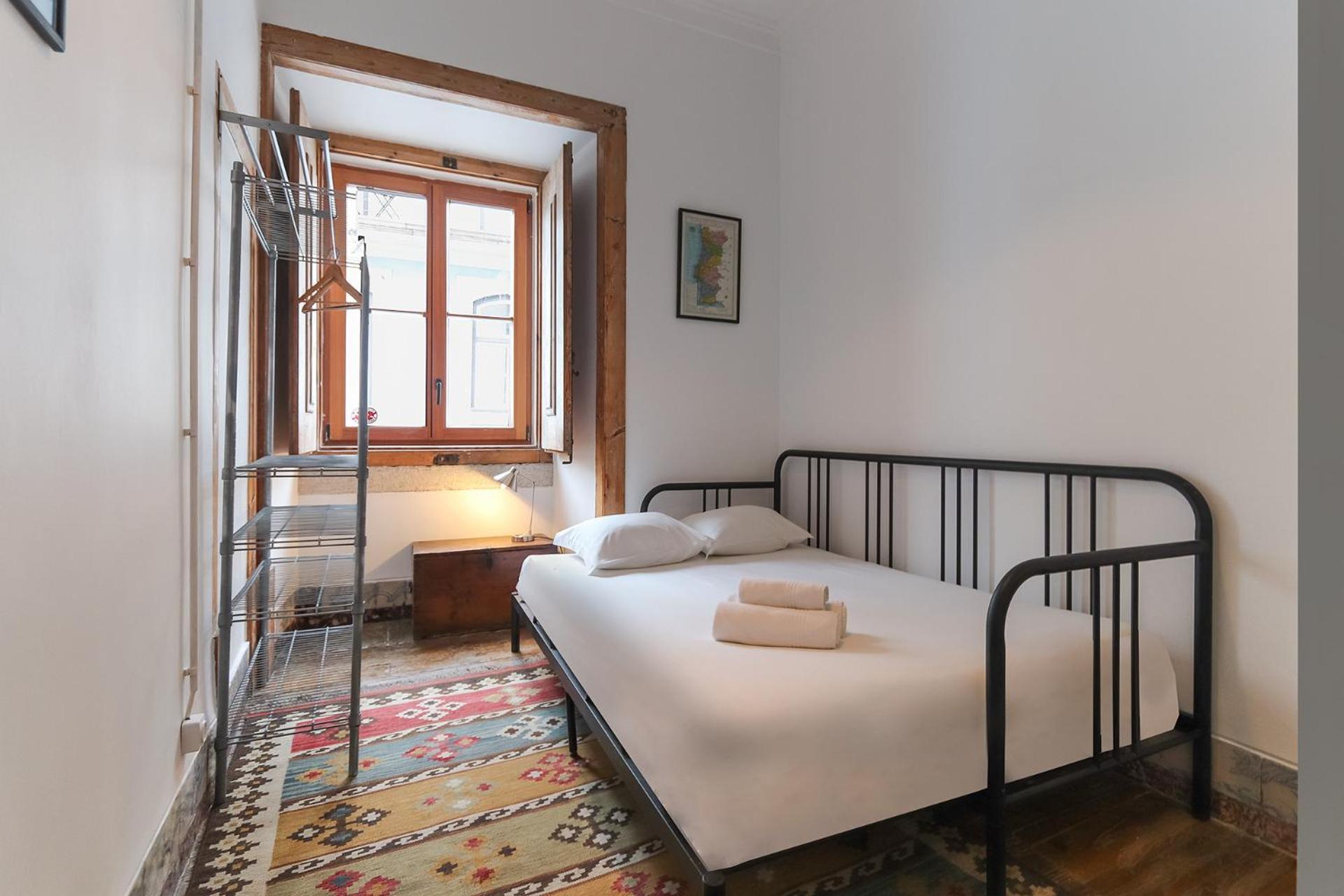 Downtown Vintage Suites By Homing Lisbon Exterior photo