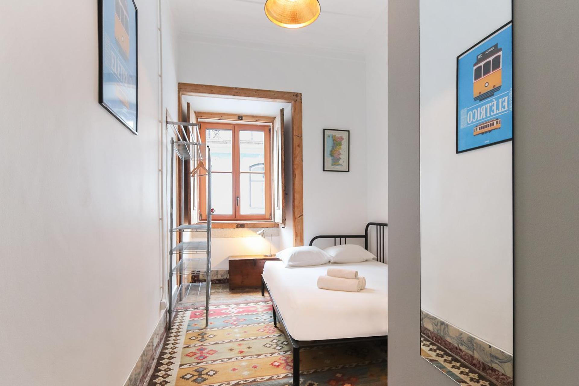 Downtown Vintage Suites By Homing Lisbon Exterior photo