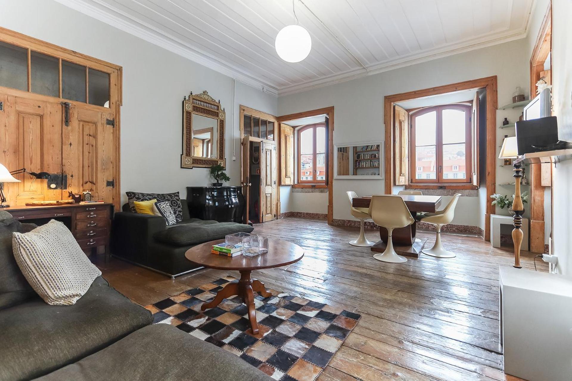 Downtown Vintage Suites By Homing Lisbon Exterior photo