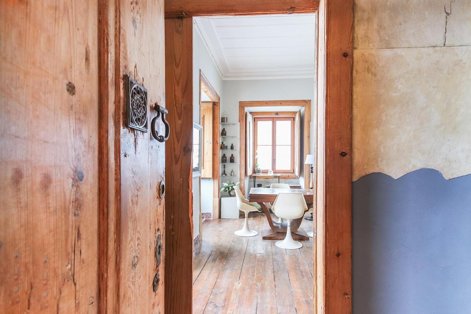 Downtown Vintage Suites By Homing Lisbon Exterior photo